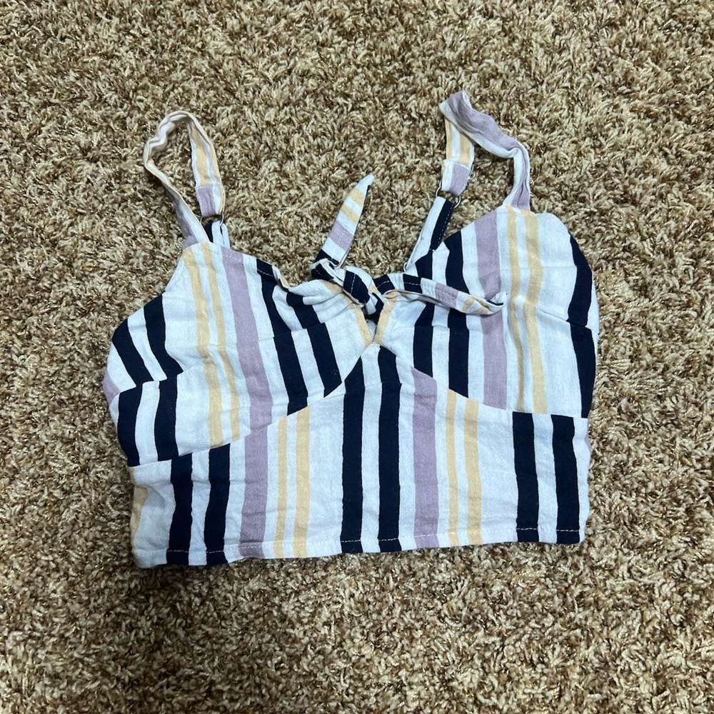 hollister crop top